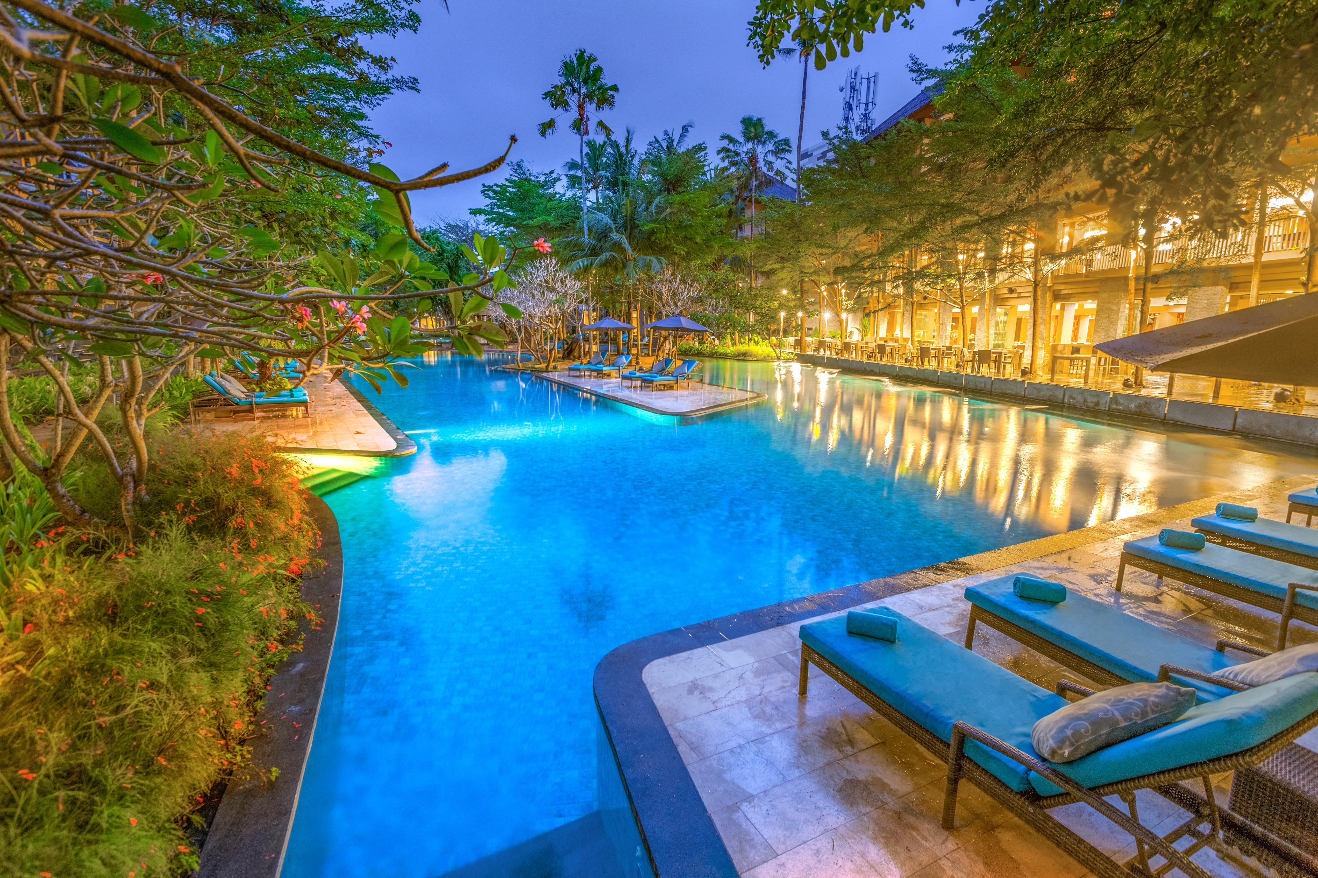 Courtyard By Marriott Bali Nusa Dua Resort Ngoại thất bức ảnh
